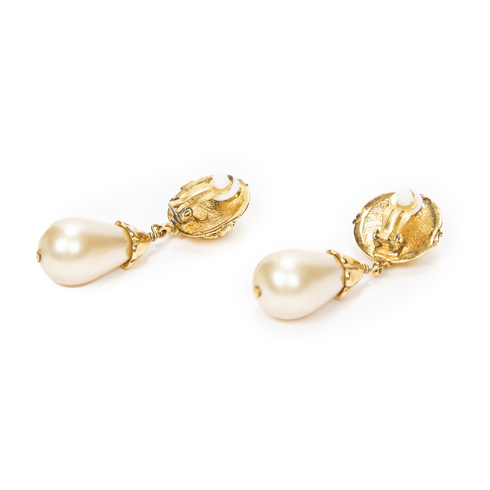 Chanel CC Faux Pearl Dangle Clip On Earrings - Picture 2 of 3
